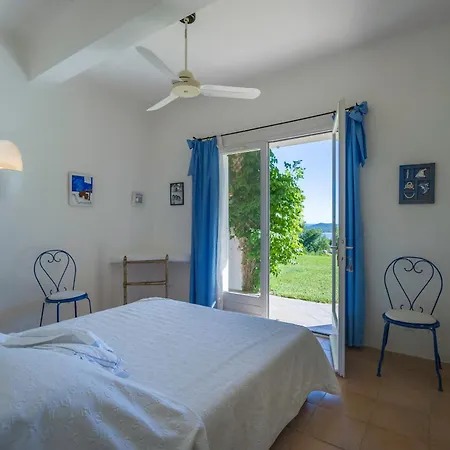 Uptica 16 Pers Piscine Vue فيلة